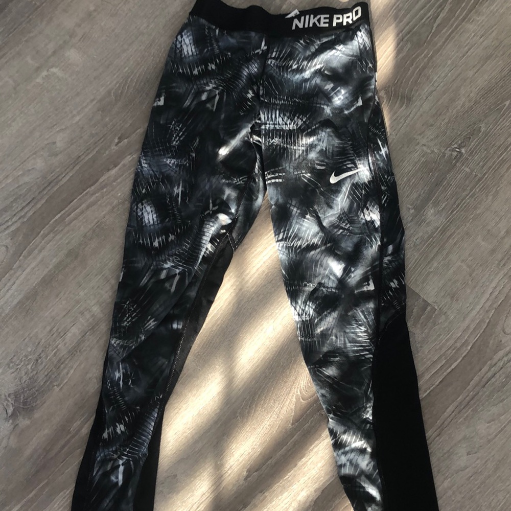 Nike pro leggings